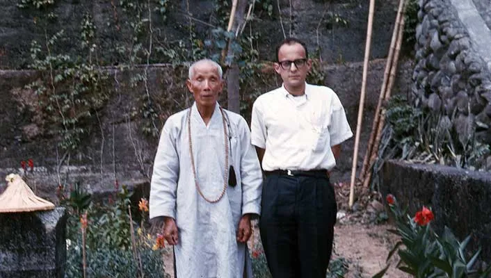 Myron Cohen with temple abbot in Meinong, Taiwan, in 1965