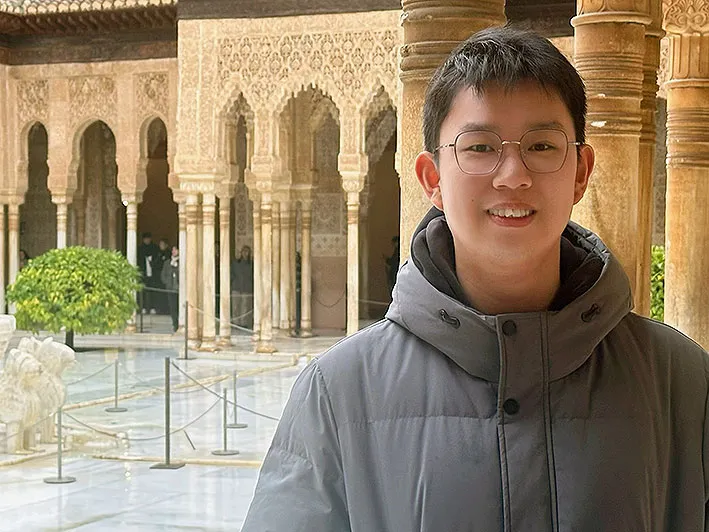 MARSEA student Zihan Zhang