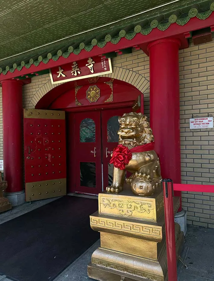 Mahayana Temple entrance, Canal Street